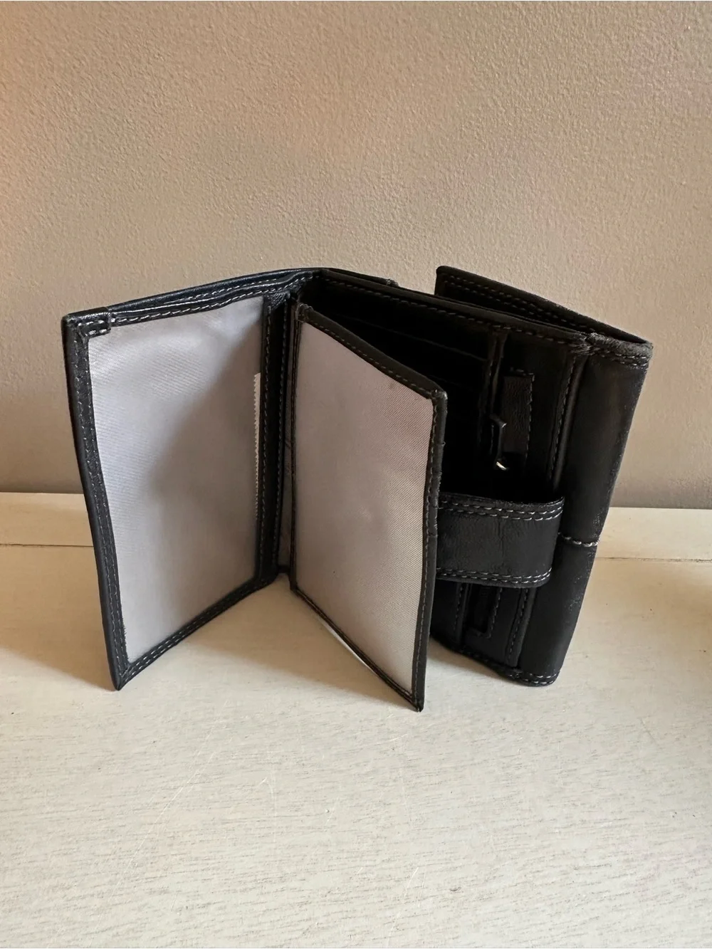 Black Leather Men's Wallet